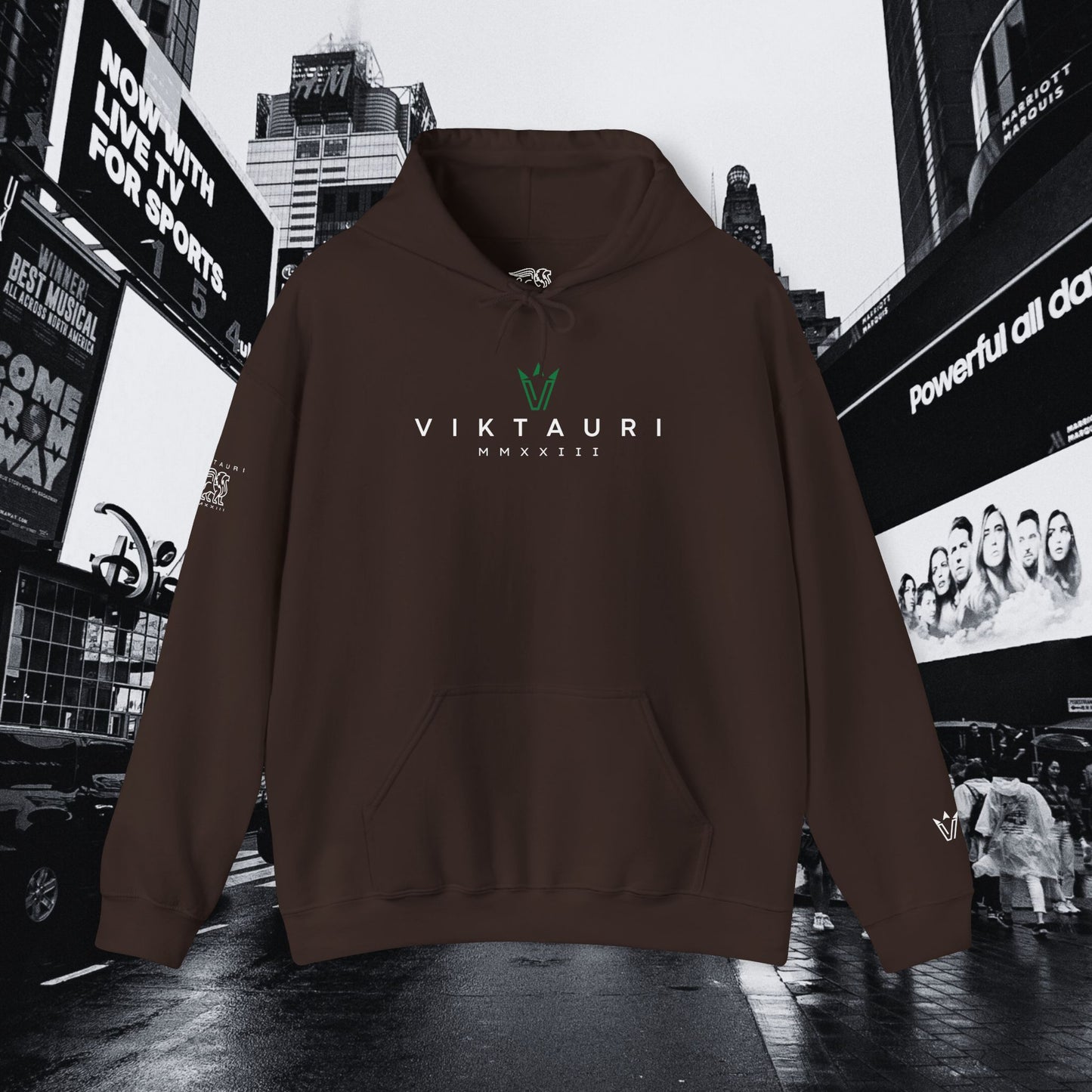 VIKTAURI Unisex Heavy Blend™ Hooded Sweatshirt